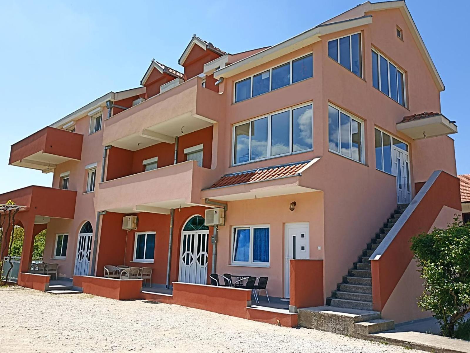Apartmani Slado Trebinje Eksteriør billede